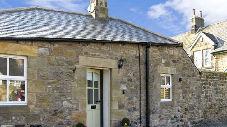 Puffin Dog Friendly Holiday Cottage, Alnmouth
